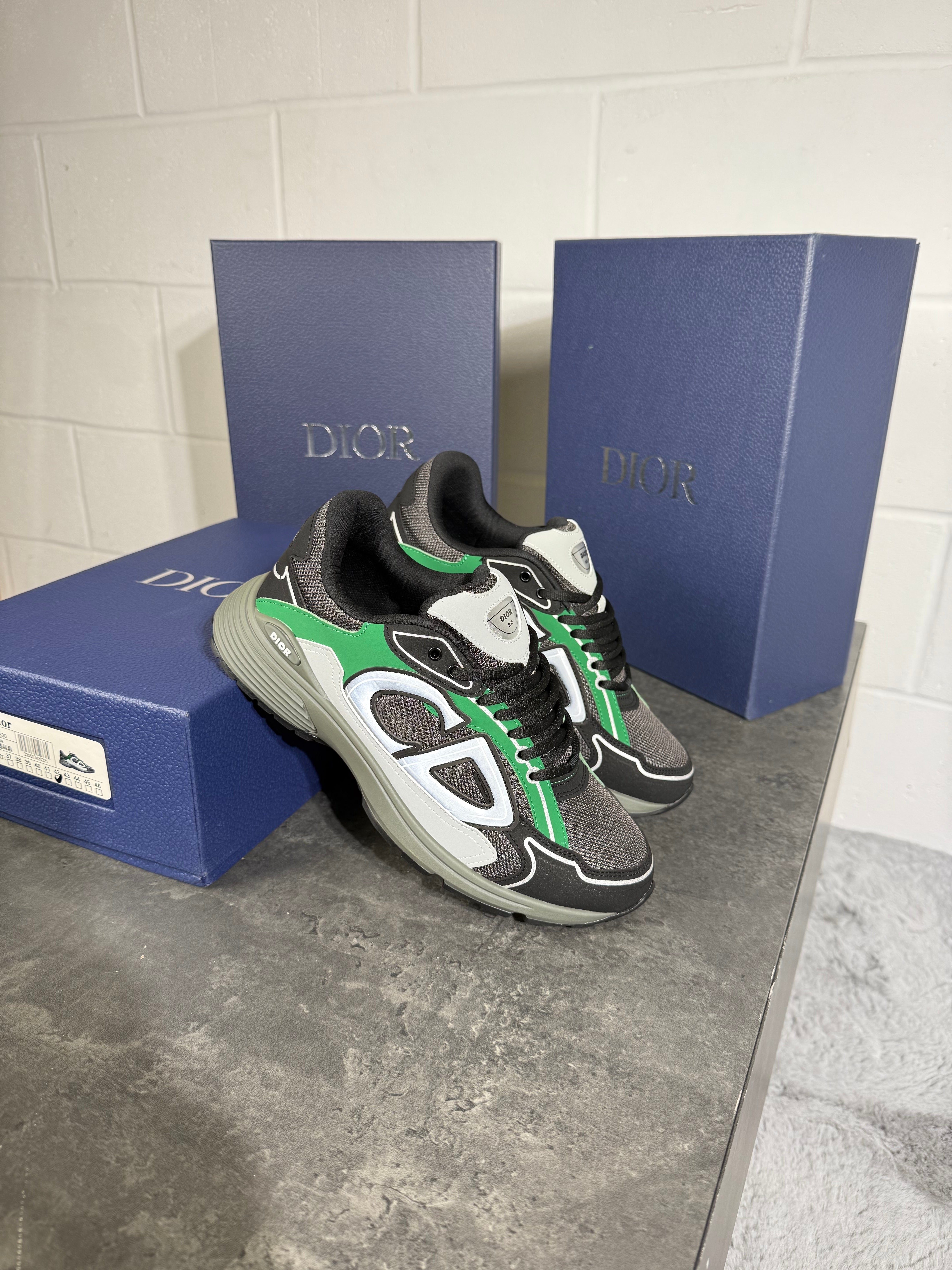 B30 GRAY MESH WITH GREEN
