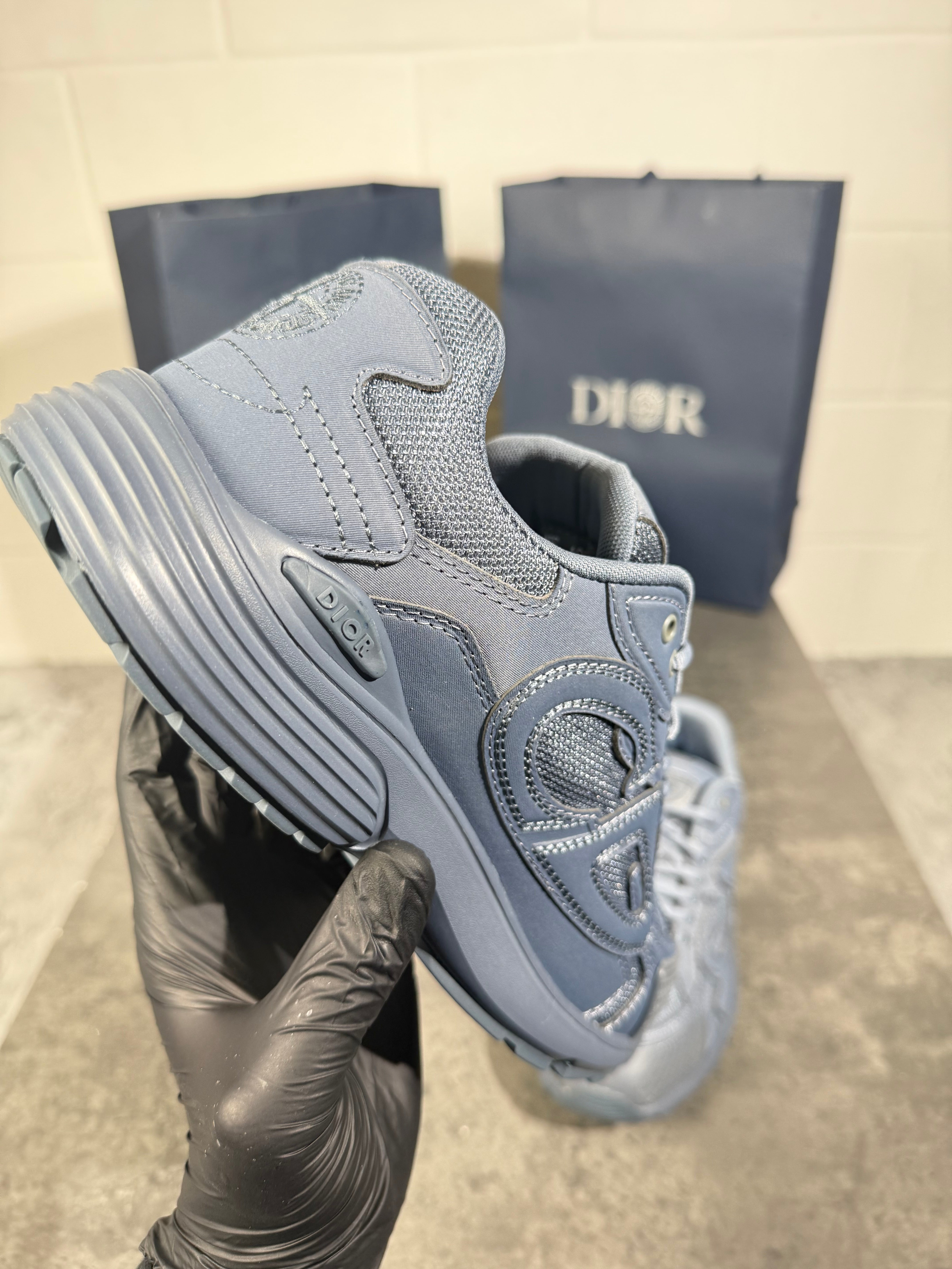 Si x B30 dark grey