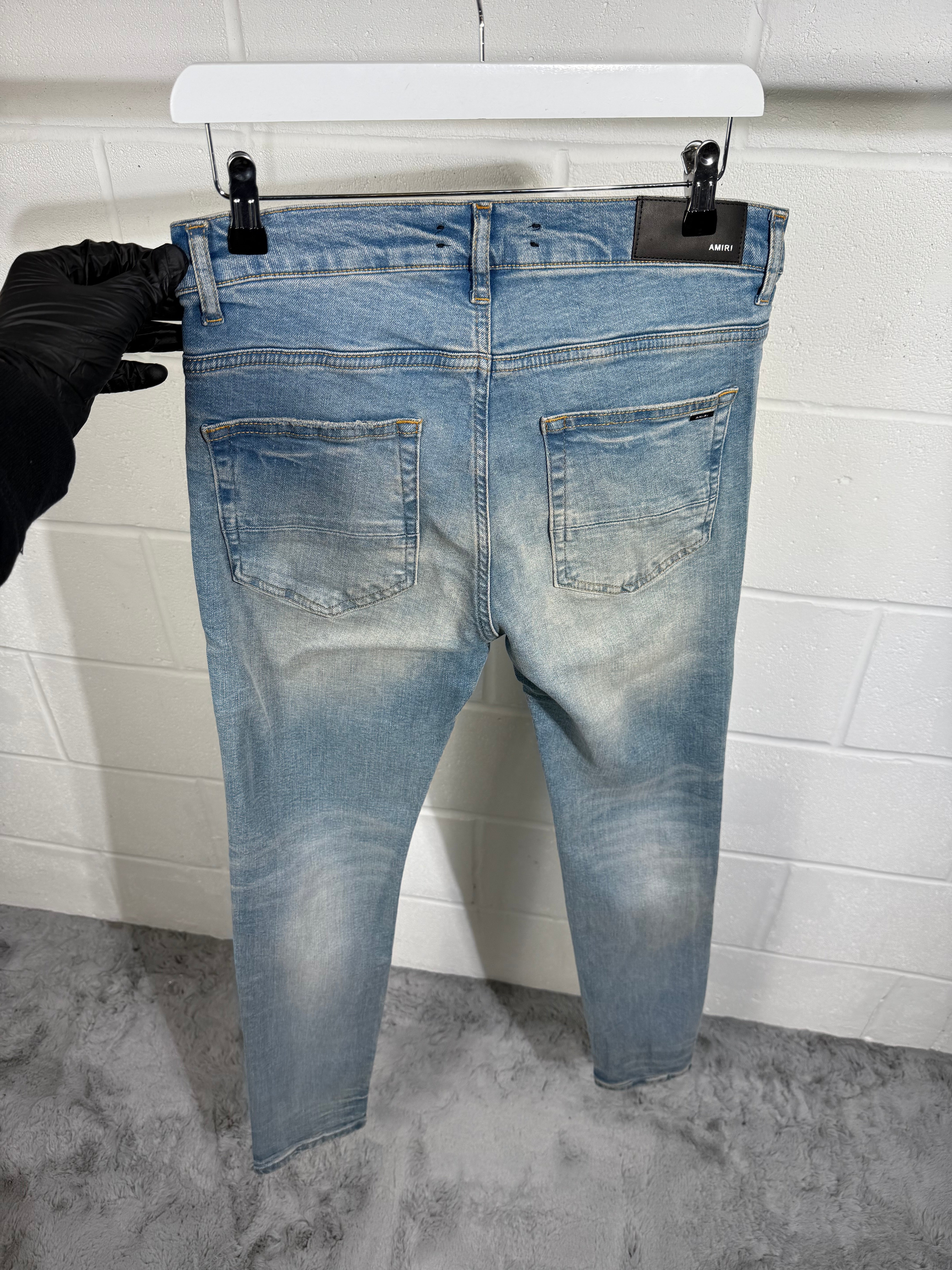 AMIR light blue jeans