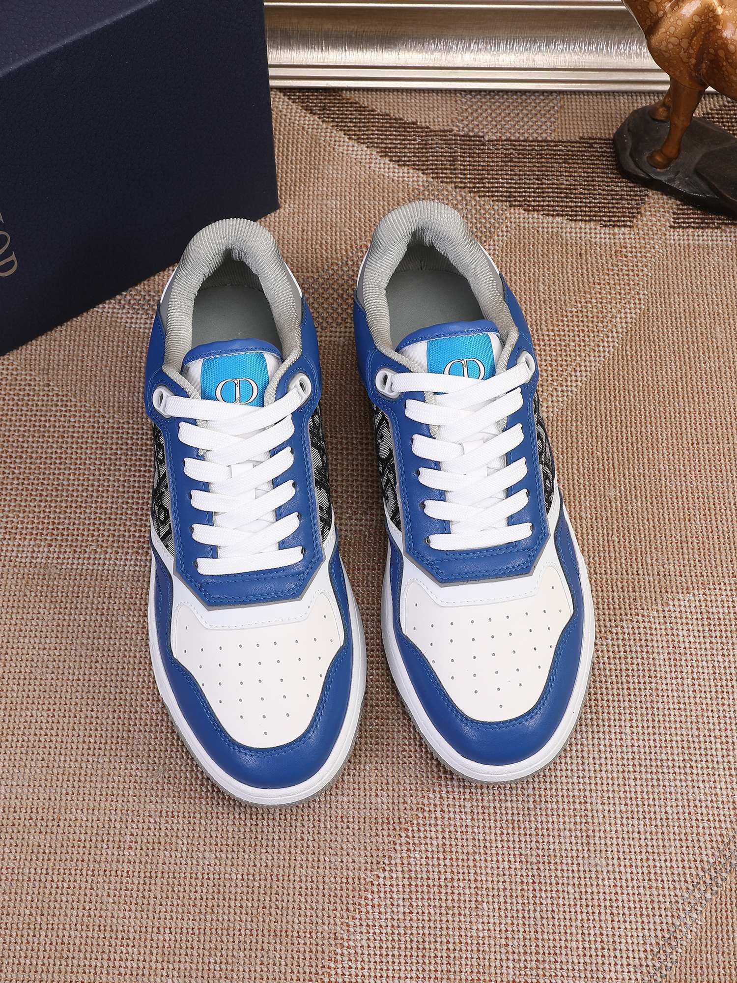 CD TRAINERS NAVY (pre-order)