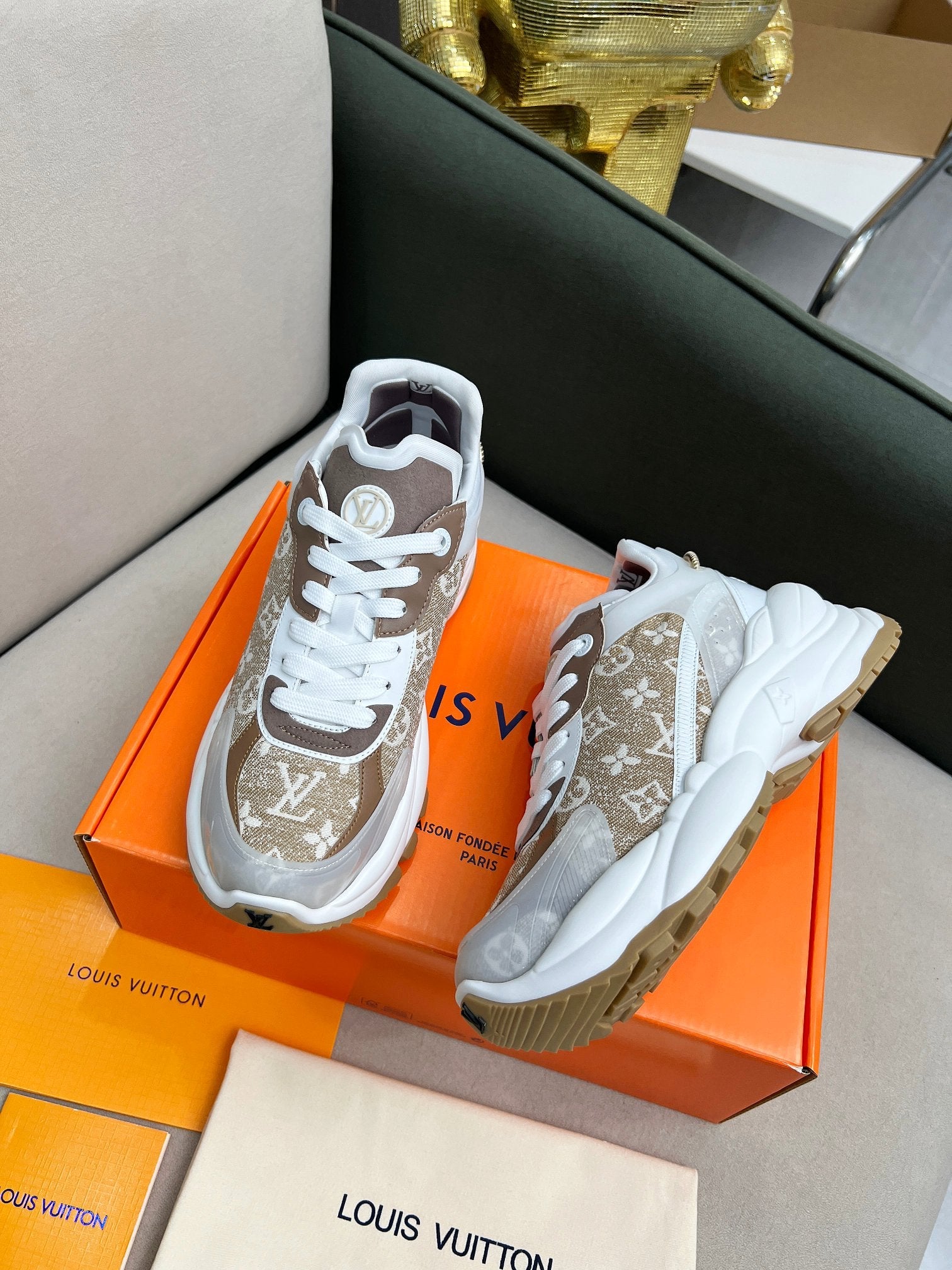 LVE LADIES TRAINERS BROWN (pre-order)