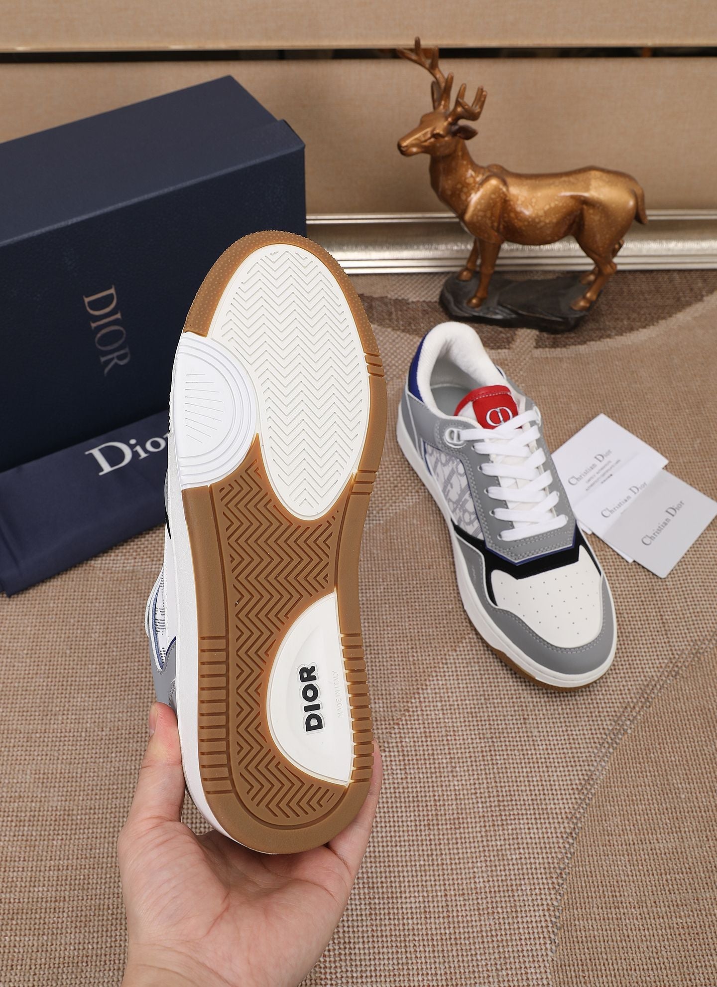 CD TRAINERS GREY (pre-order)