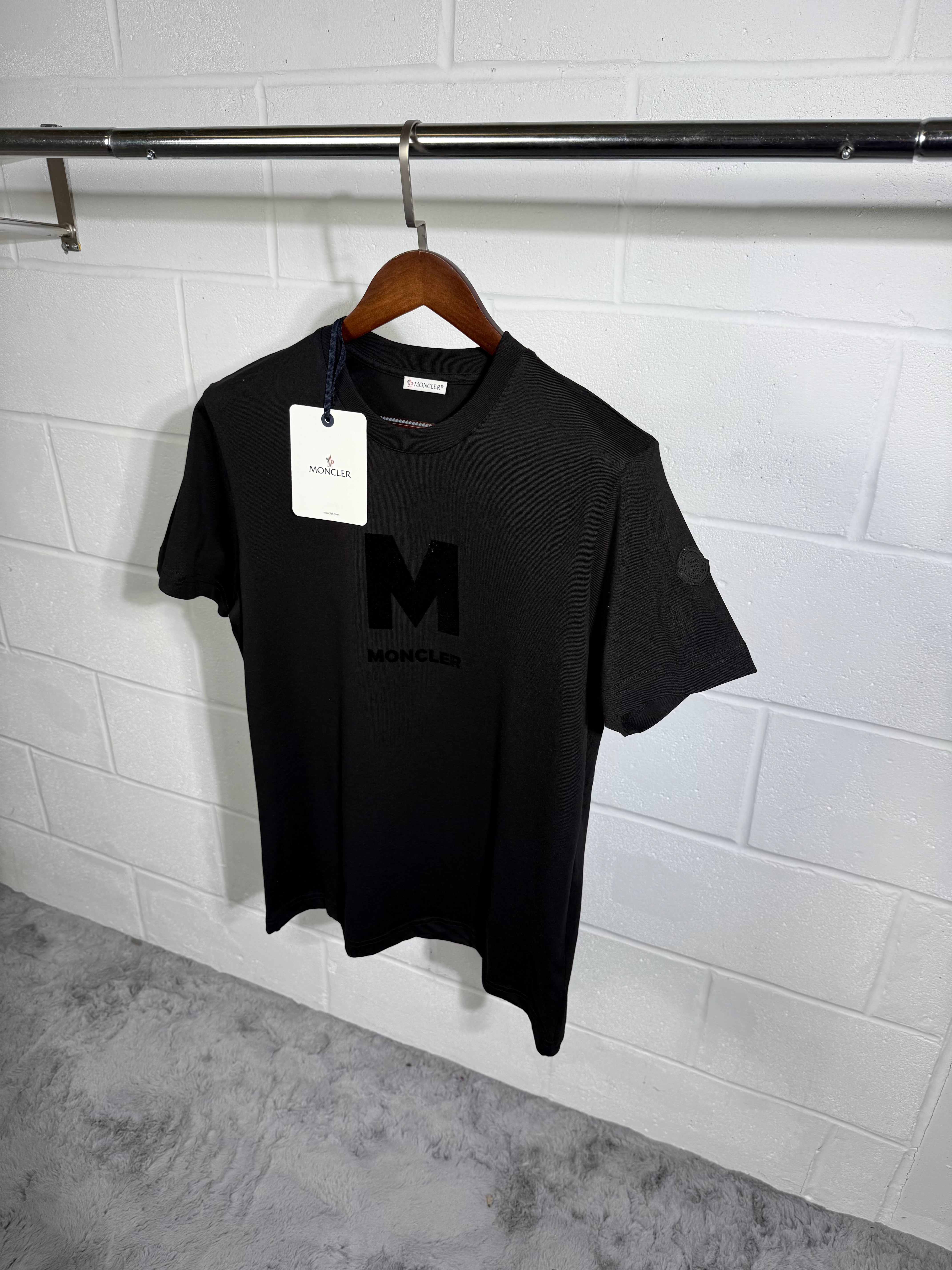 MNCLR BLACK LOGO T SHIRT