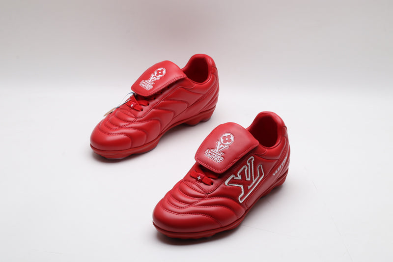 LVE FOOTBALL TRAINERS RED (pre-order)
