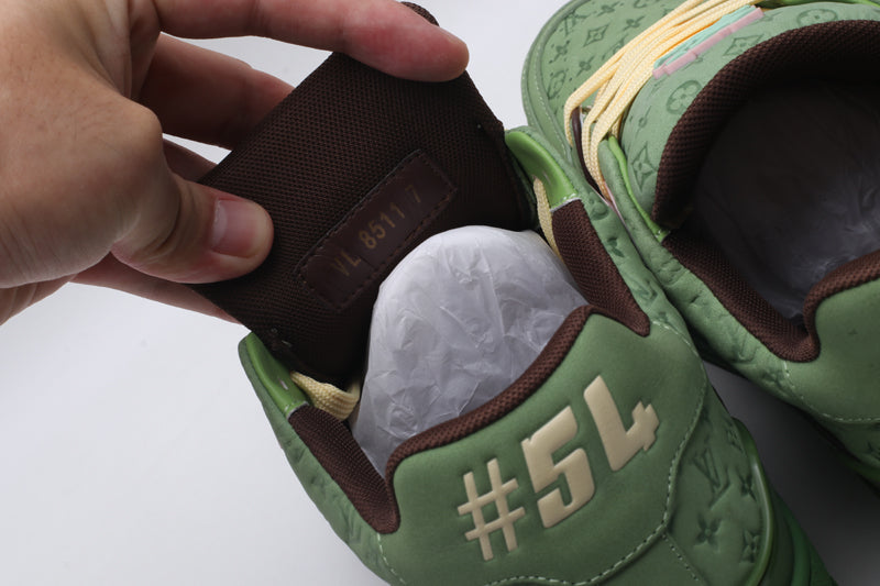 LVE GREEN TRAINERS (pre-order)