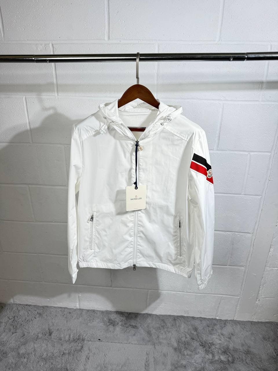 MNCLR WINDBREAKER WHITE
