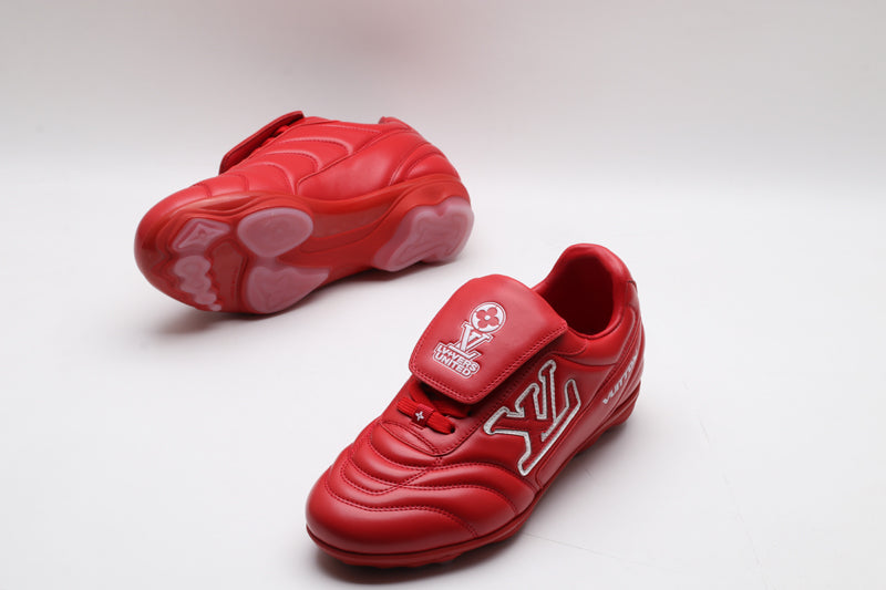 LVE FOOTBALL TRAINERS RED (pre-order)