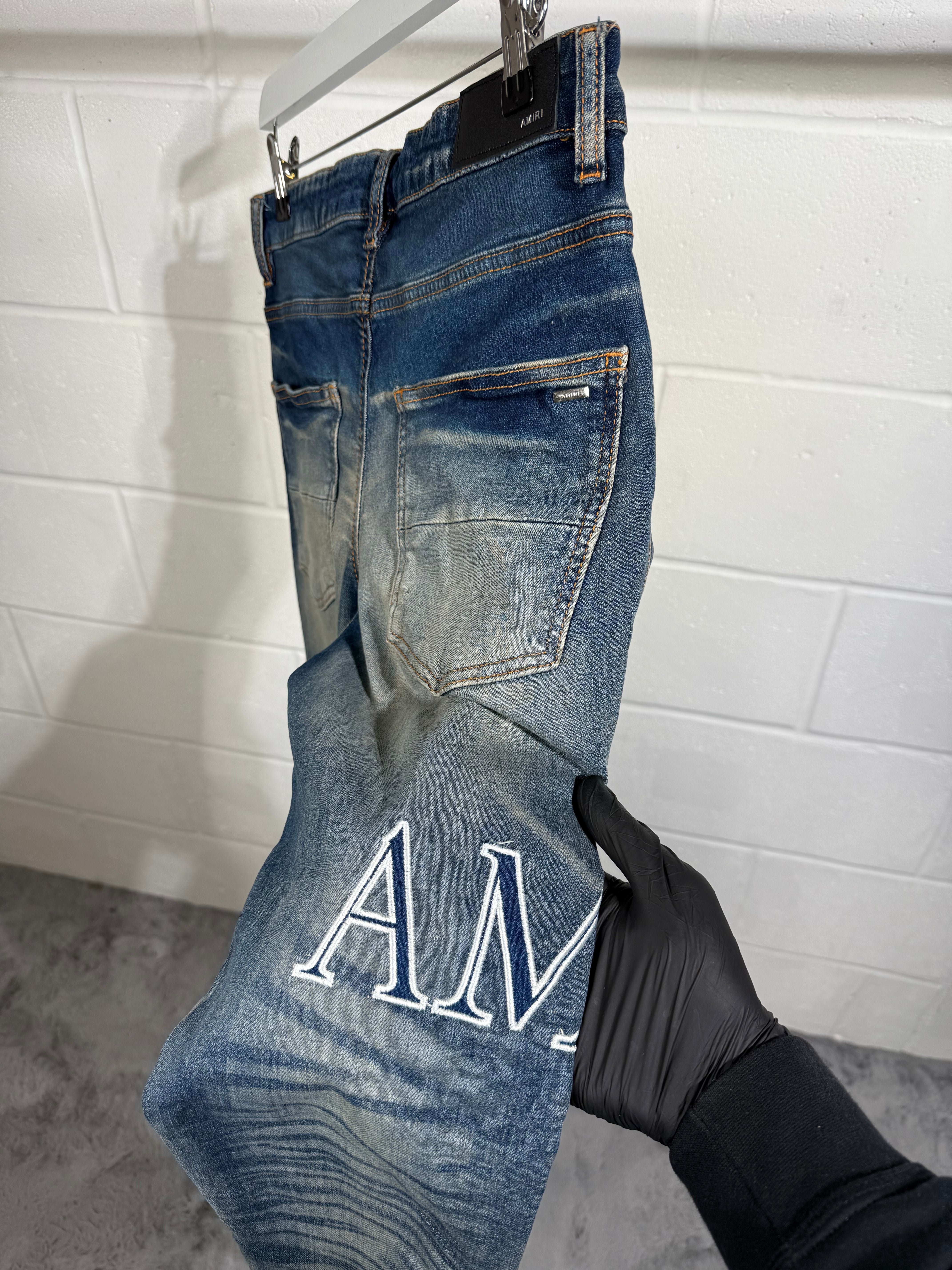 AMIR LOGO JEANS