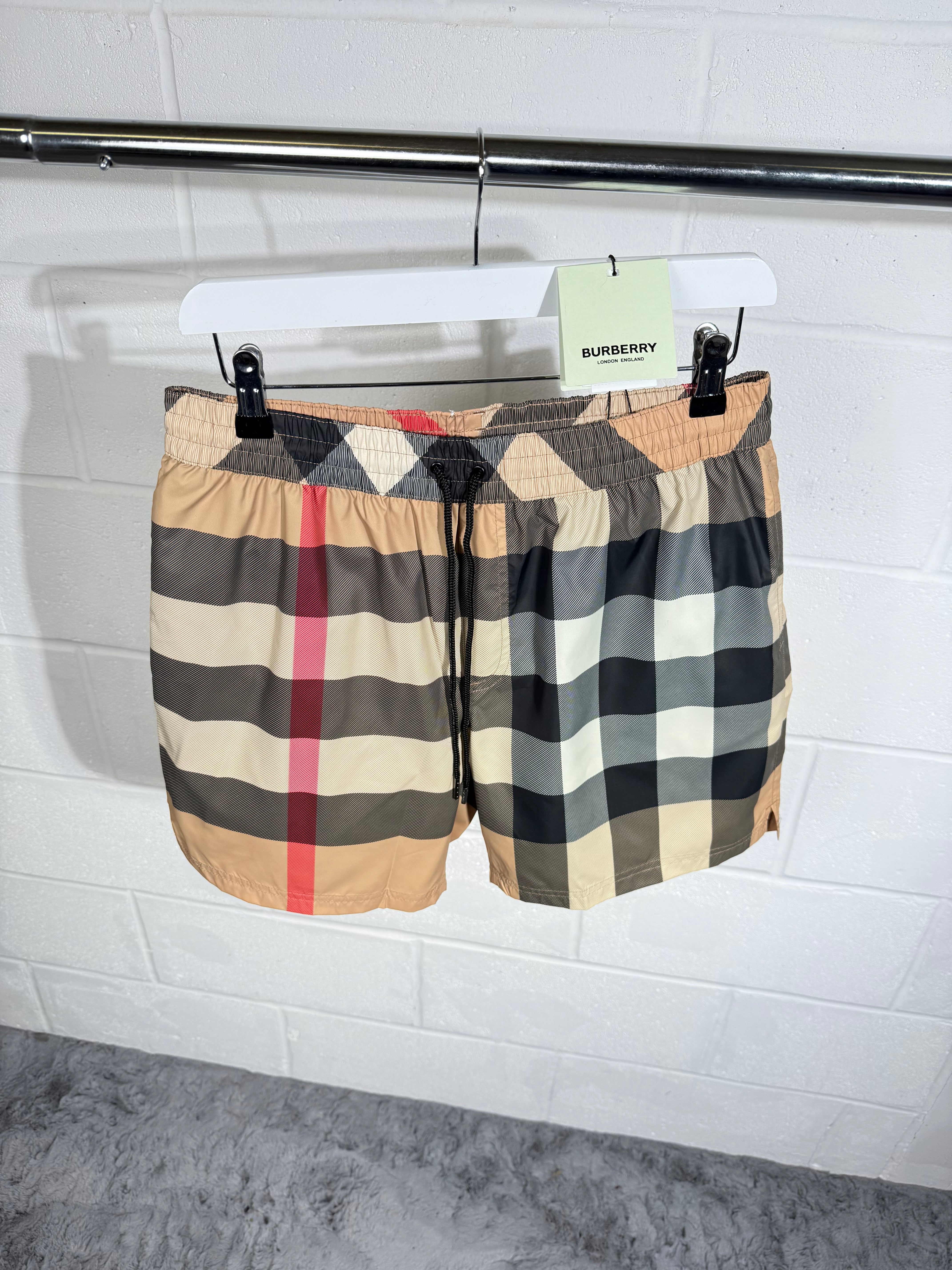 Burb shorts beige