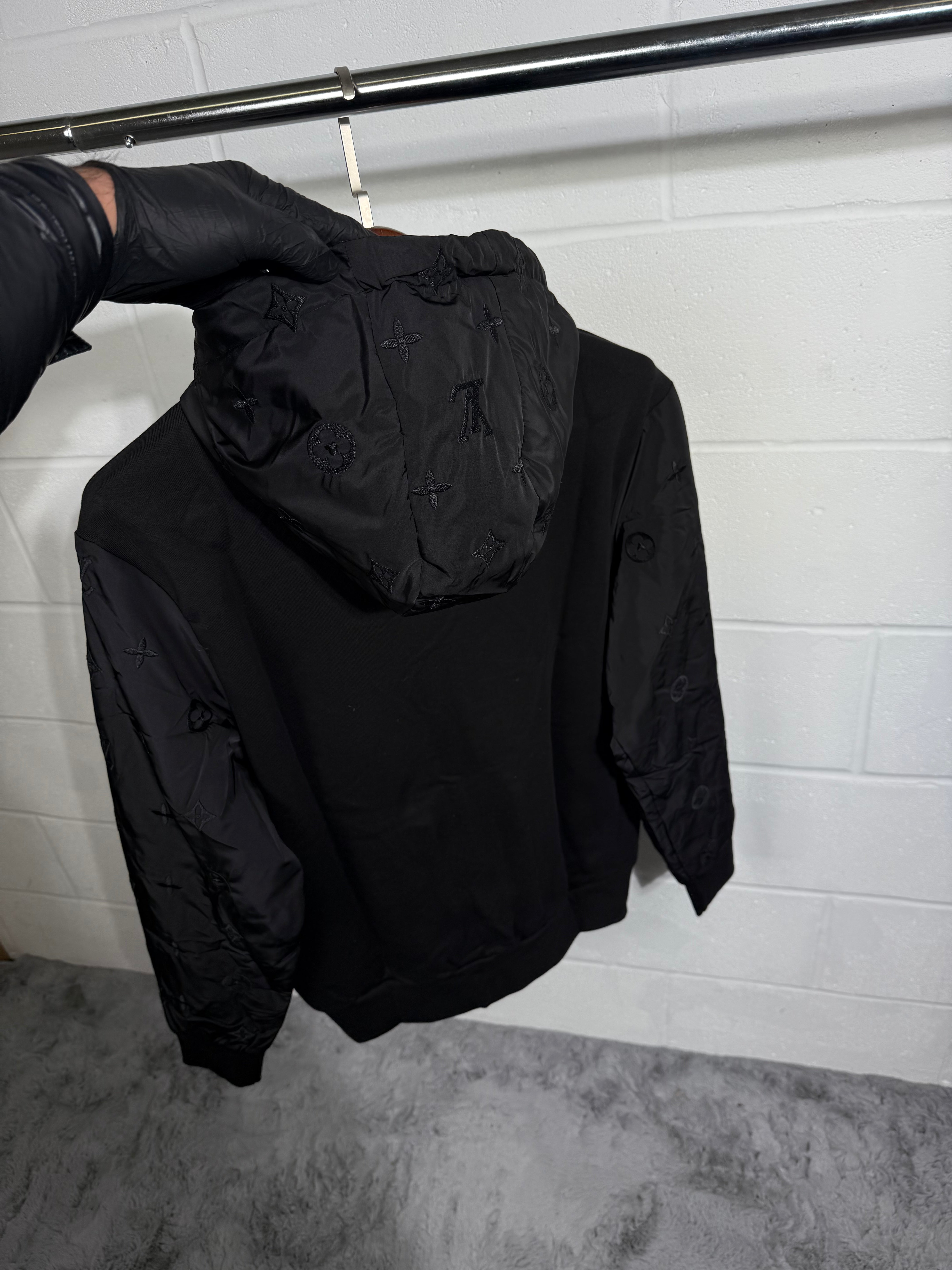LV ZIP UP HOODIE