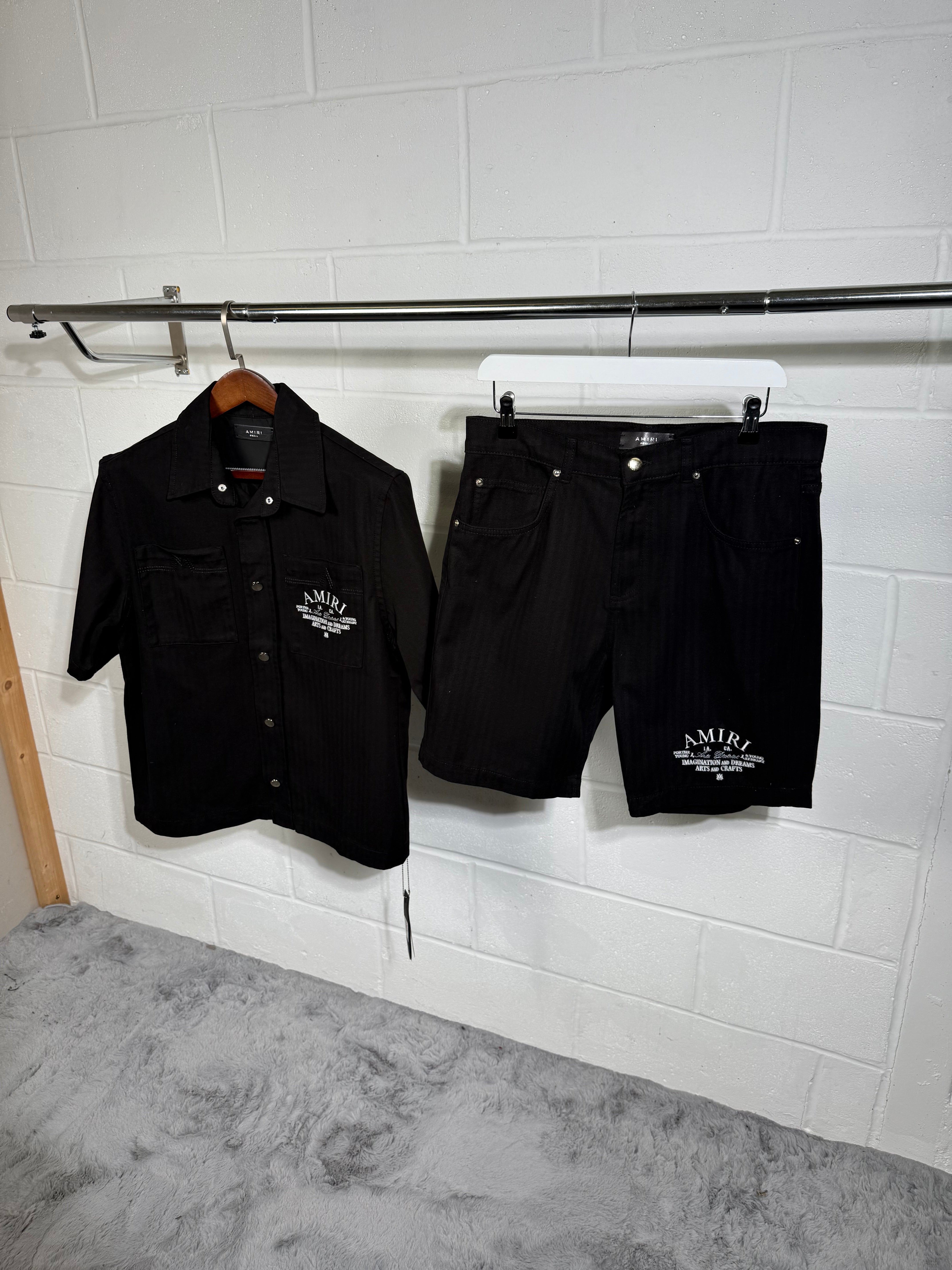 AMRi set black