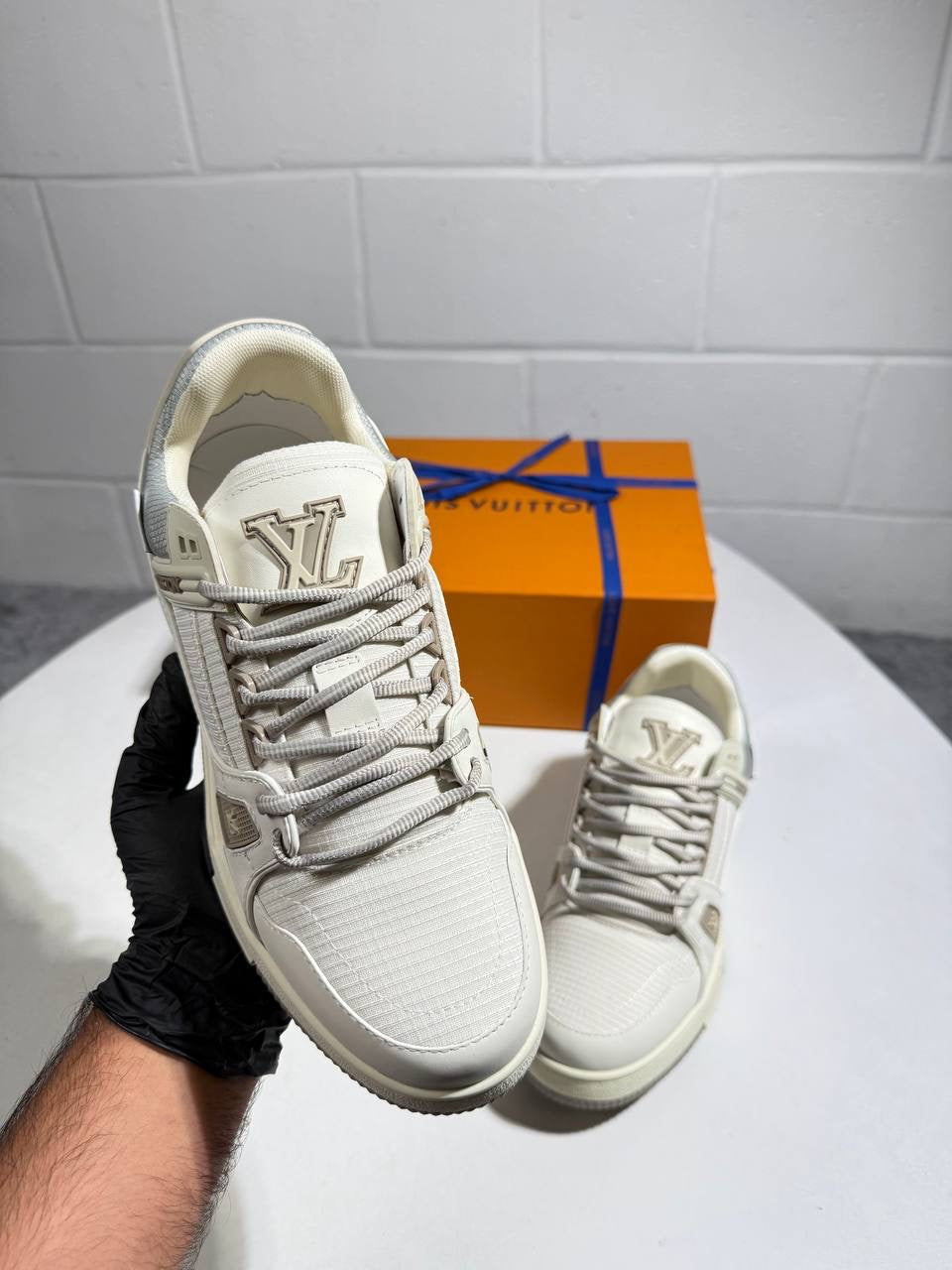 LVE TRAINER WHITE