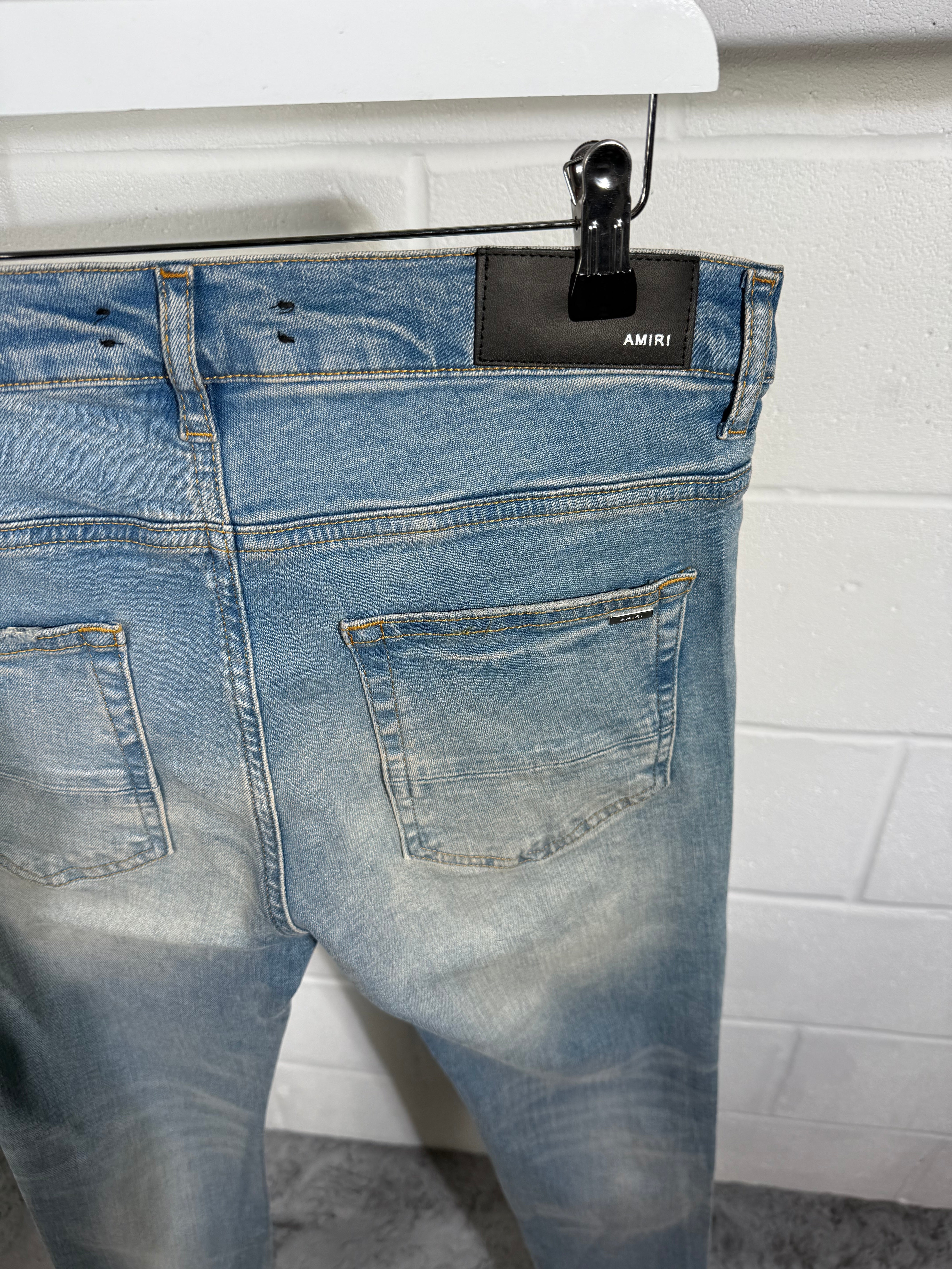 AMIR light blue jeans