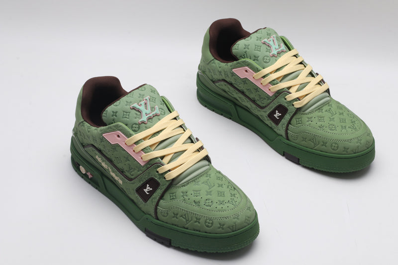 LVE GREEN TRAINERS (pre-order)