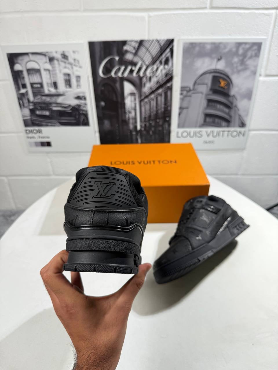 LV FULL BLACK TRAINERS