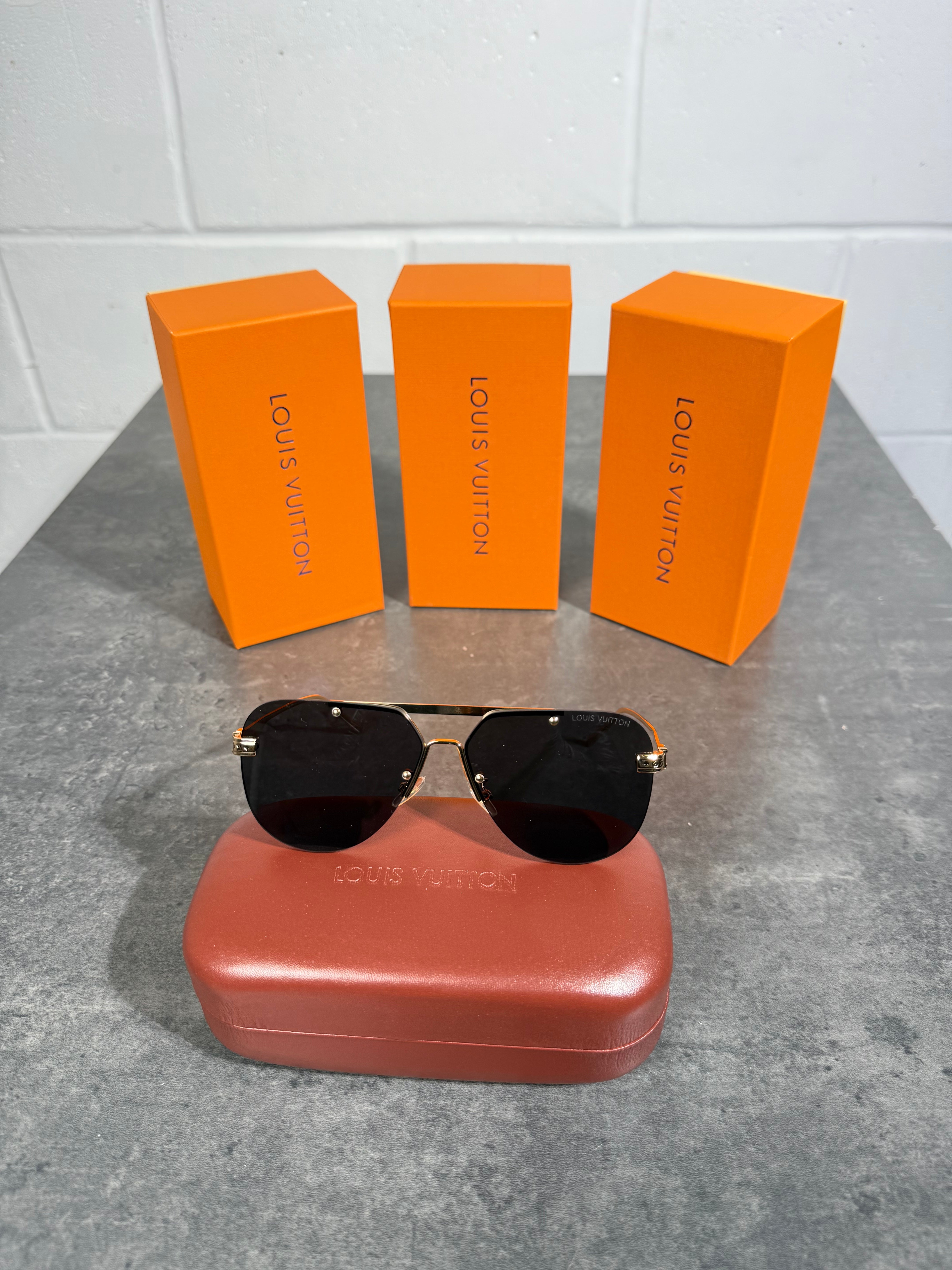 LVE GLASSES GOLD