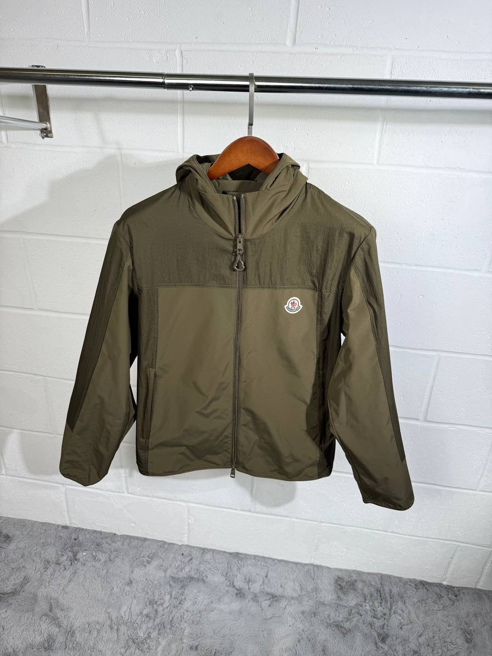 Monclr Windbreaker green