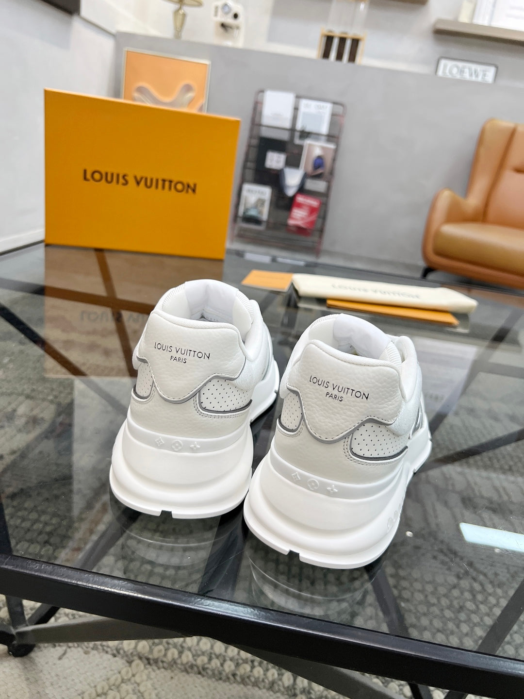 LVE SNEAKER CLASSIC (pre-order)