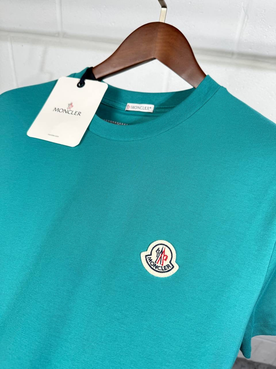 MNCLR TEE TURQUOISE