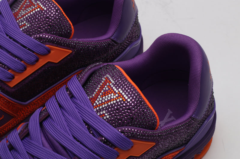 LVE TRAINERS (pre-order)