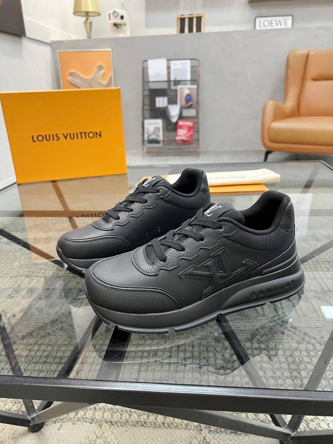LVE SNEAKER CLASSIC (pre-order)