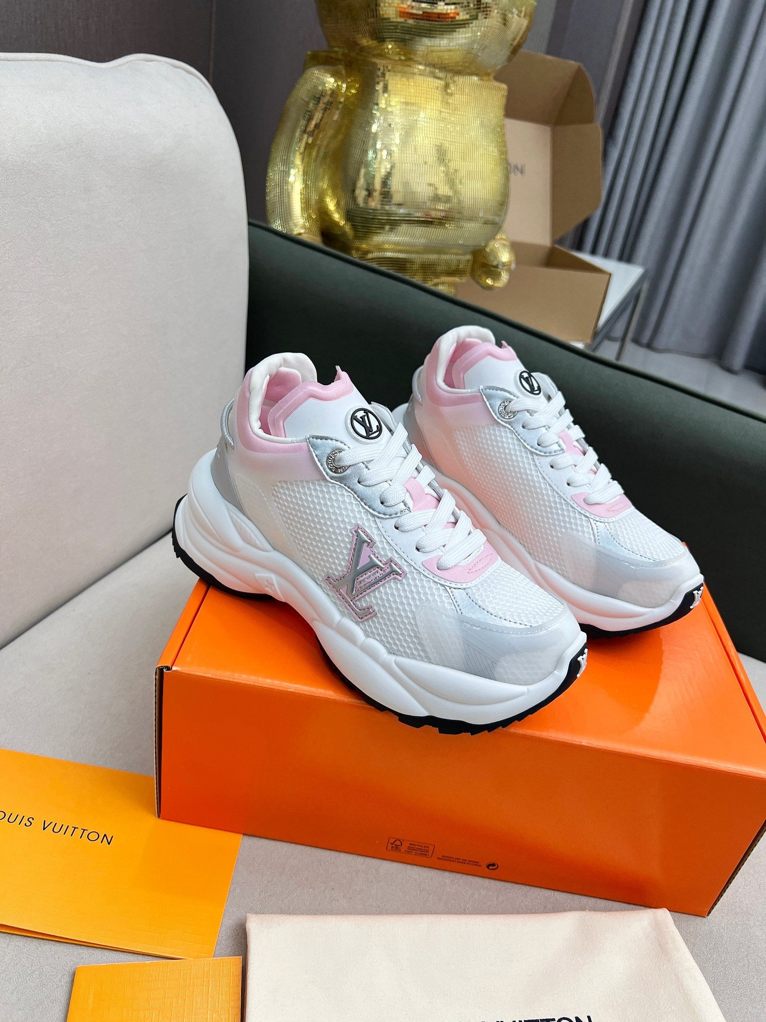 LVE LADIES TRAINERS PINK (pre-order)