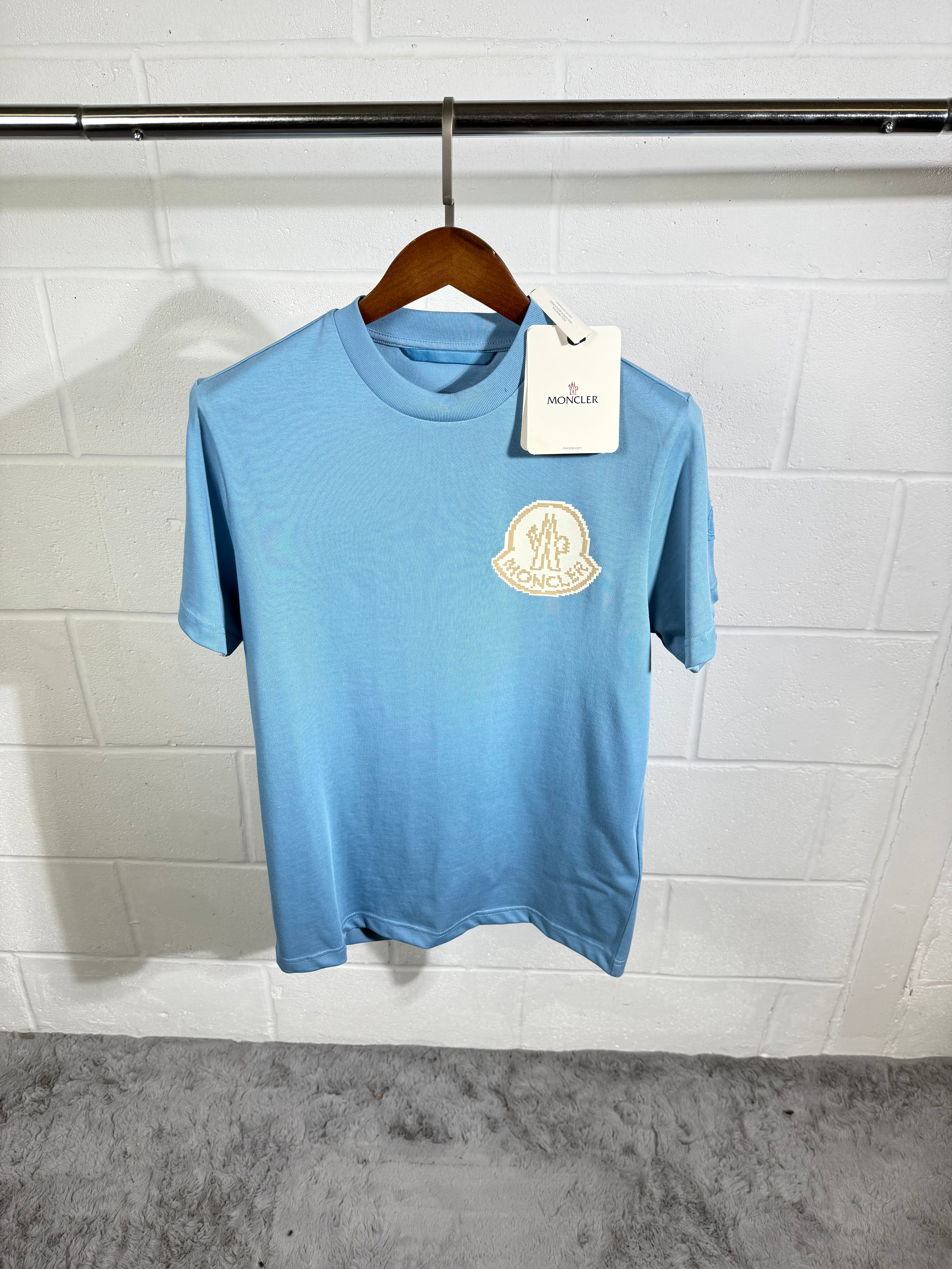 MNCLR graphic logo tee baby blue