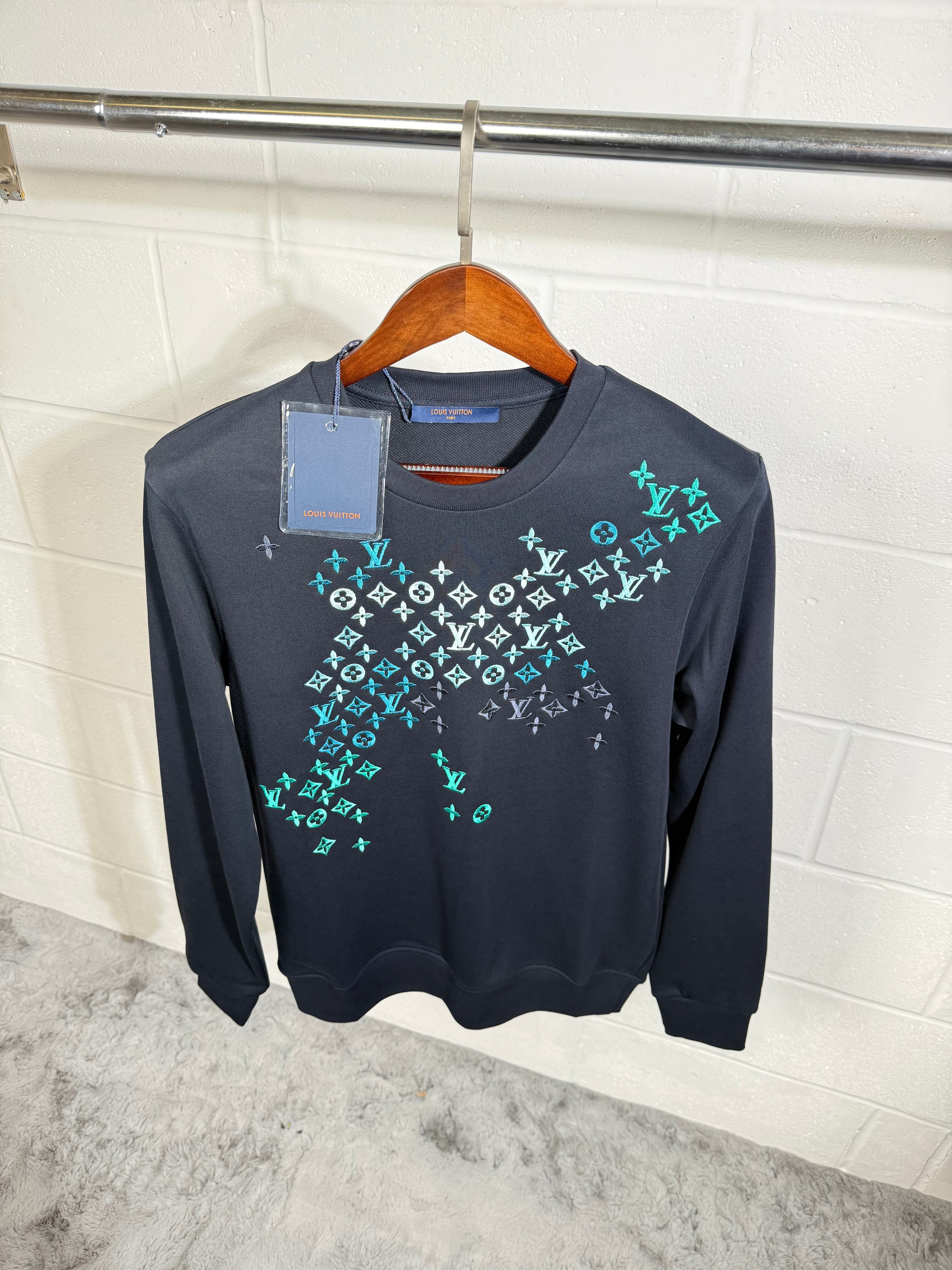 LVE EMBROIDERED SWEATER navy