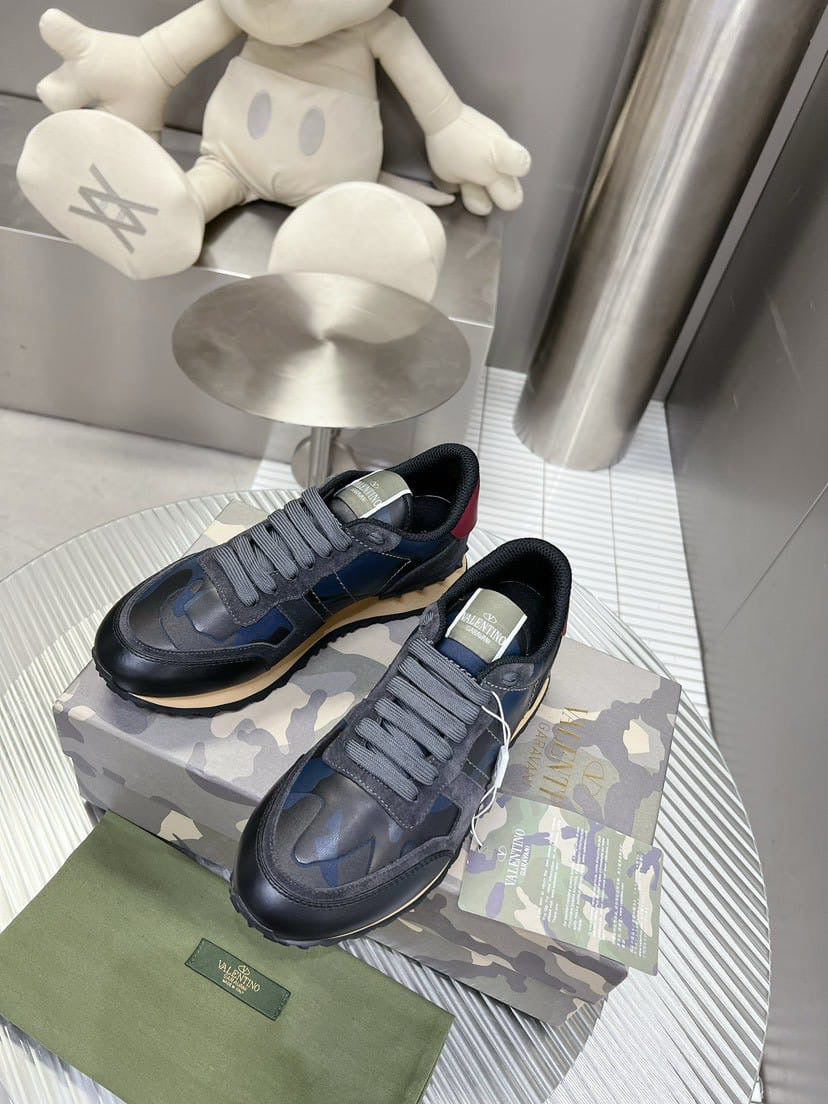VLTN TRAINERS (pre-order)
