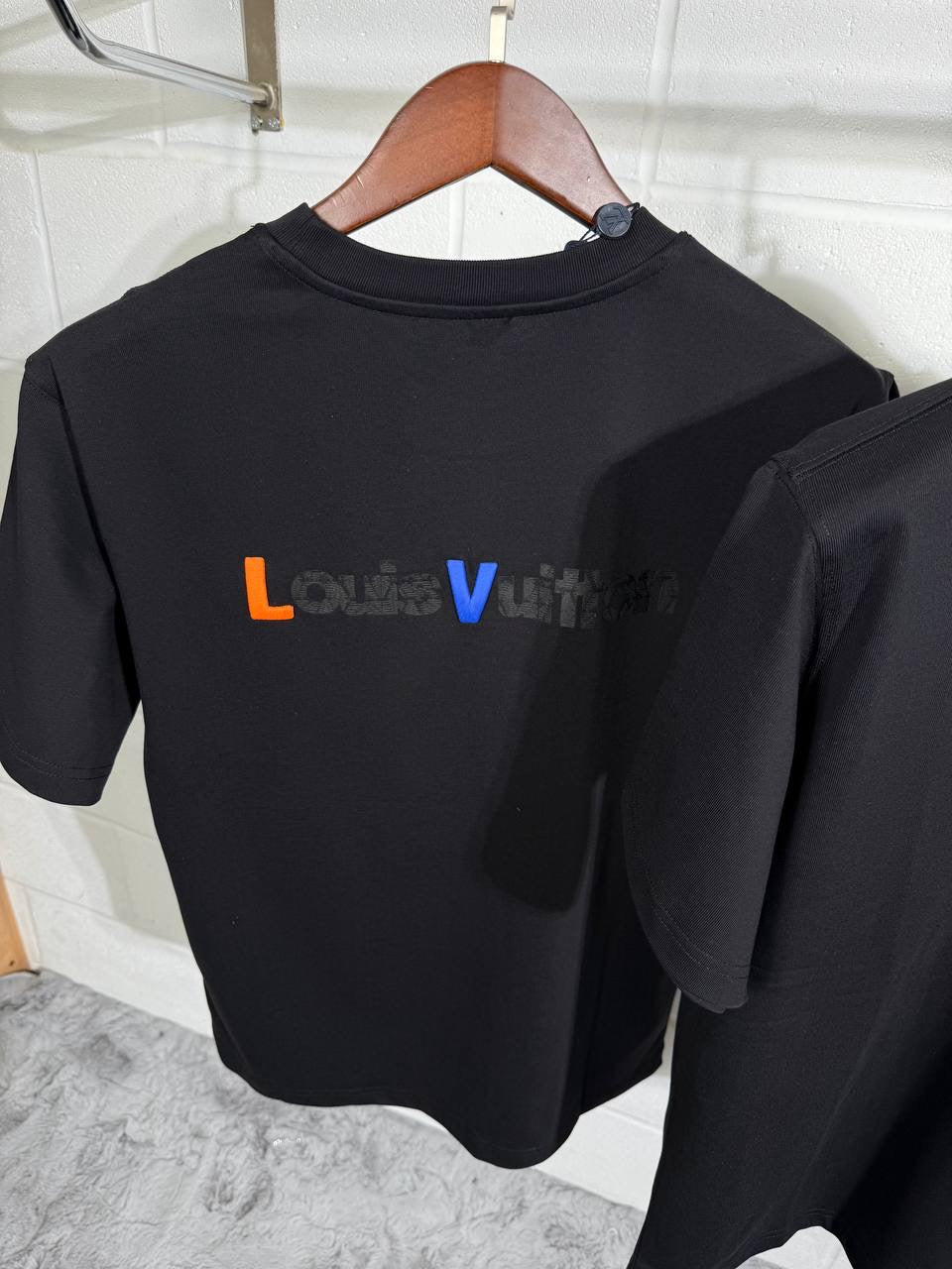 LVE TEE