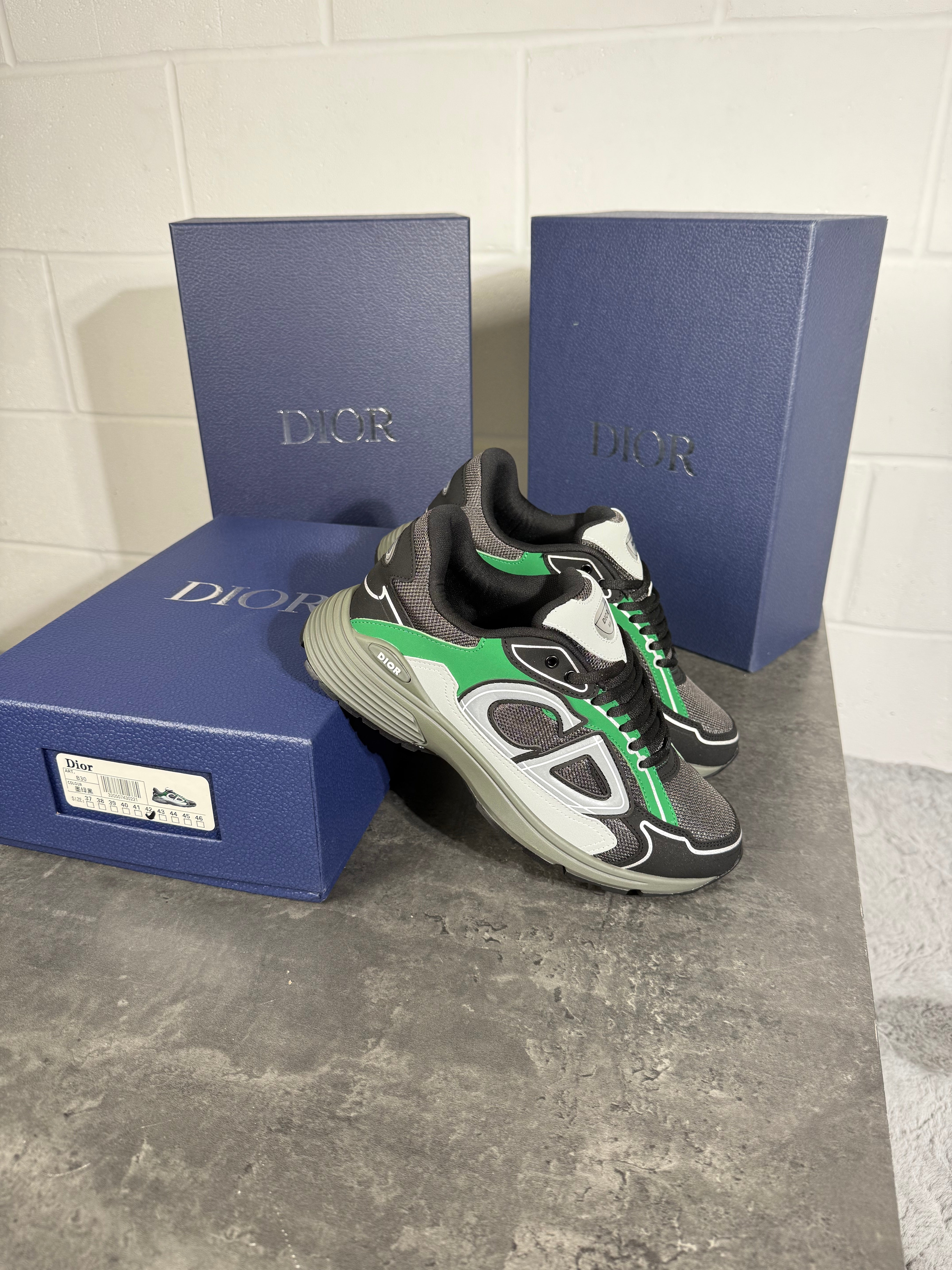 B30 GRAY MESH WITH GREEN