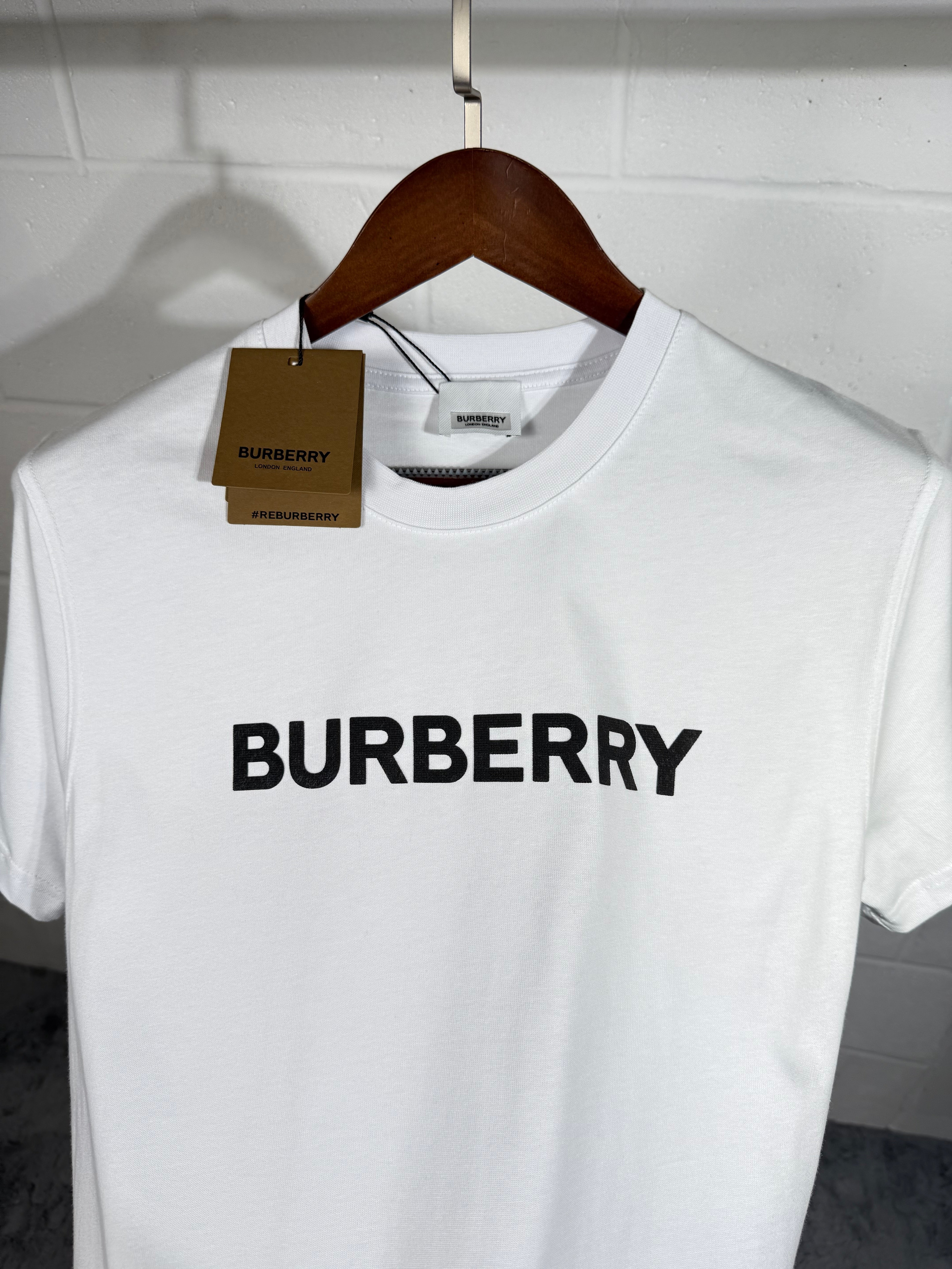 Burb t-shirt white