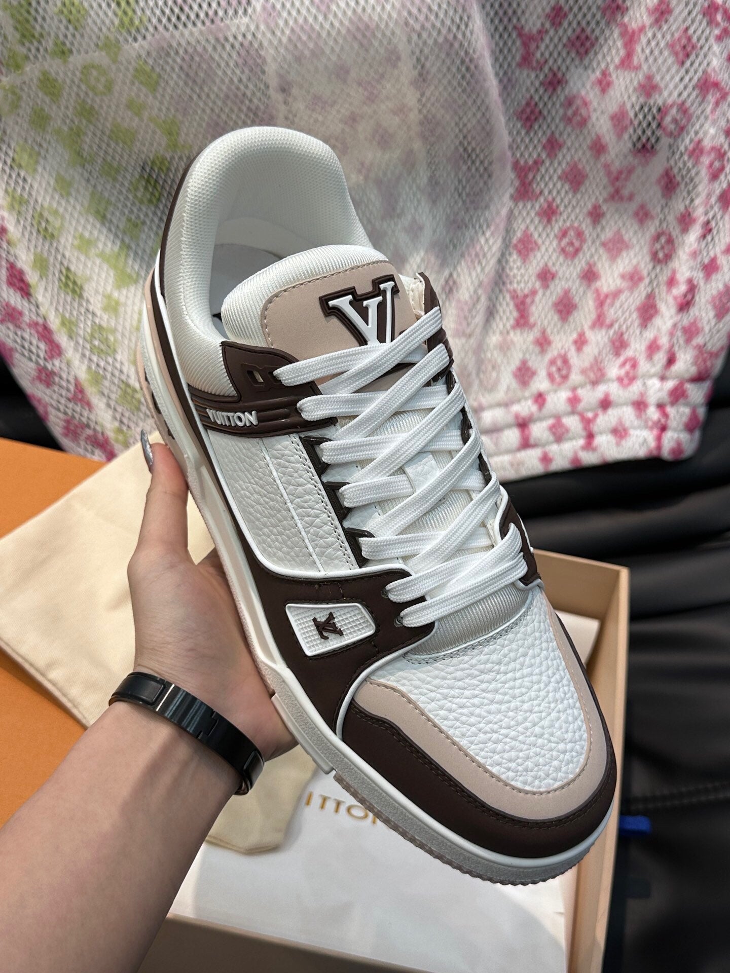 LVE TRAINERS MIX BROWN (pre-order)