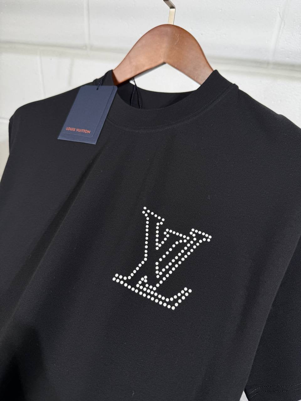 LVE LOGO TEE BLACK